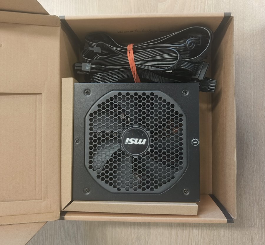 OPRAVENÉ - MSI zdroj MPG A850GF/ 850W/ ATX/ akt. PFC/ 10 let celková záruka/ 140mm ventilátor/ modulární kabeláž/ 80PLUS...