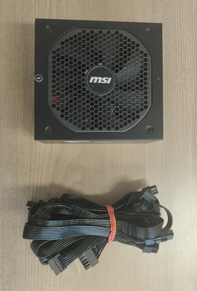 OPRAVENÉ - MSI zdroj MPG A850GF/ 850W/ ATX/ akt. PFC/ 10 let celková záruka/ 140mm ventilátor/ modulární kabeláž/ 80PLUS...