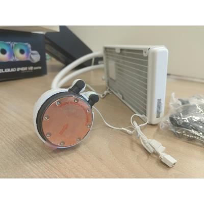 OPRAVENÉ - MSI vodní chladič CPU MAG CORELIQUID 240R V2 White/ bílý/ 2x 120mm ARGB fan/ podpora LGA1700