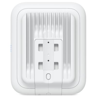 Ubiquiti UniFi U7 Outdoor - Wi-Fi 7 AP, 2.4/5GHz, až 5 Gbps, sektor anténa, 1x 2.5GbE, venkovní, PoE+ (bez PoE injekt.)