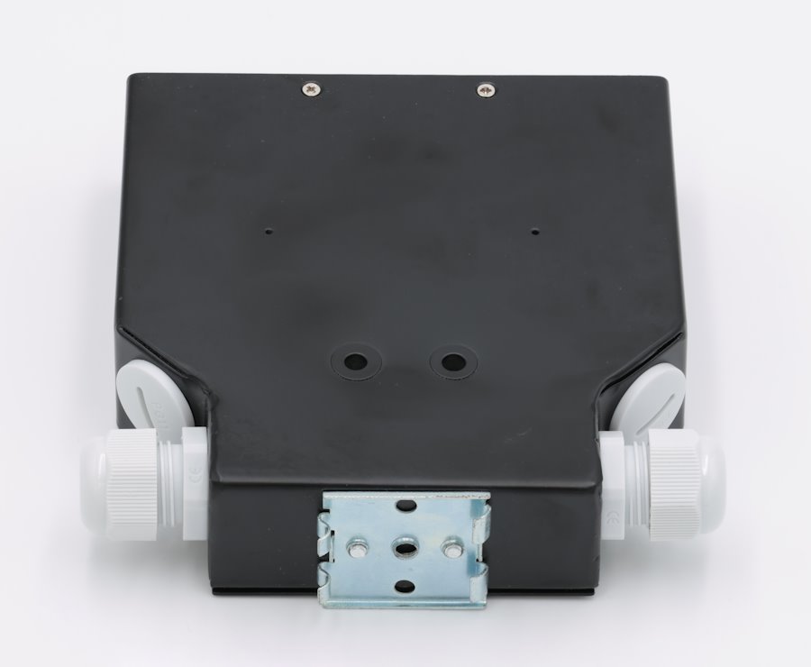 XtendLan mini rozvadeč na DIN lištu, 8x SC Simplex, 4 vstupní otvory, krytka, černý