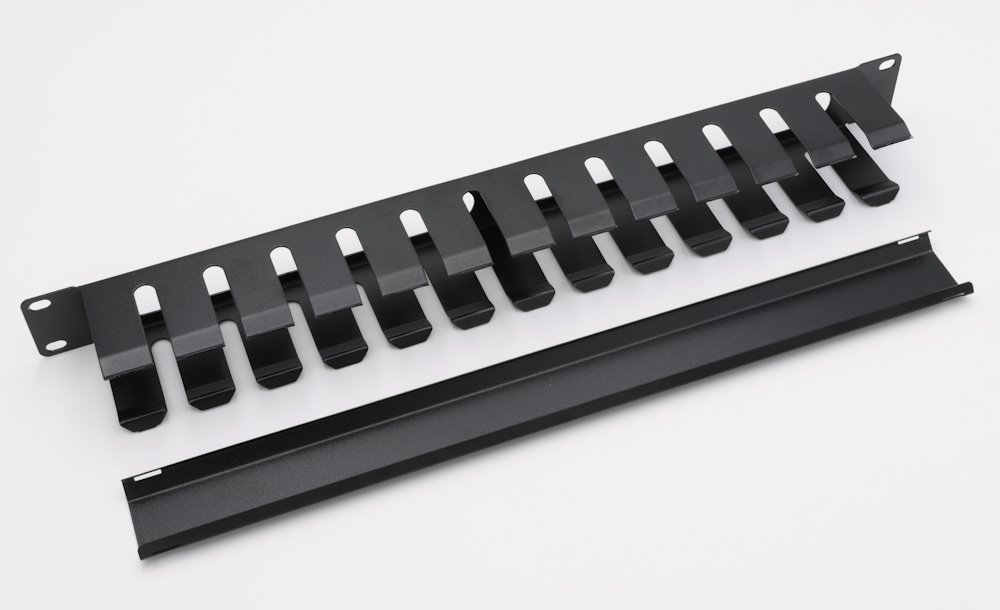 XtendLan Vyvazovací panel 1U, celokovový s krytem 4x7cm ADV