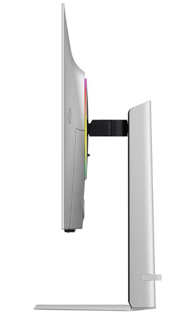 Samsung Odyssey OLED G8 32" / G80SD / 4K 3840x2160 / 16:9 / OLED / 0,03ms / 240Hz / HDMI/DP/USB/WiFi/BT/PIVOT/VESA/Repro