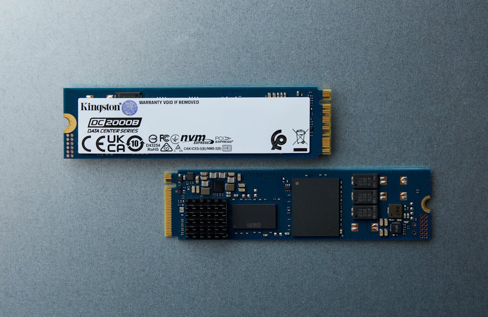 KINGSTON DataCenter DC2000B SSD 960GB / NVMe M.2 PCIe Gen4 / Interní / M.2 2280