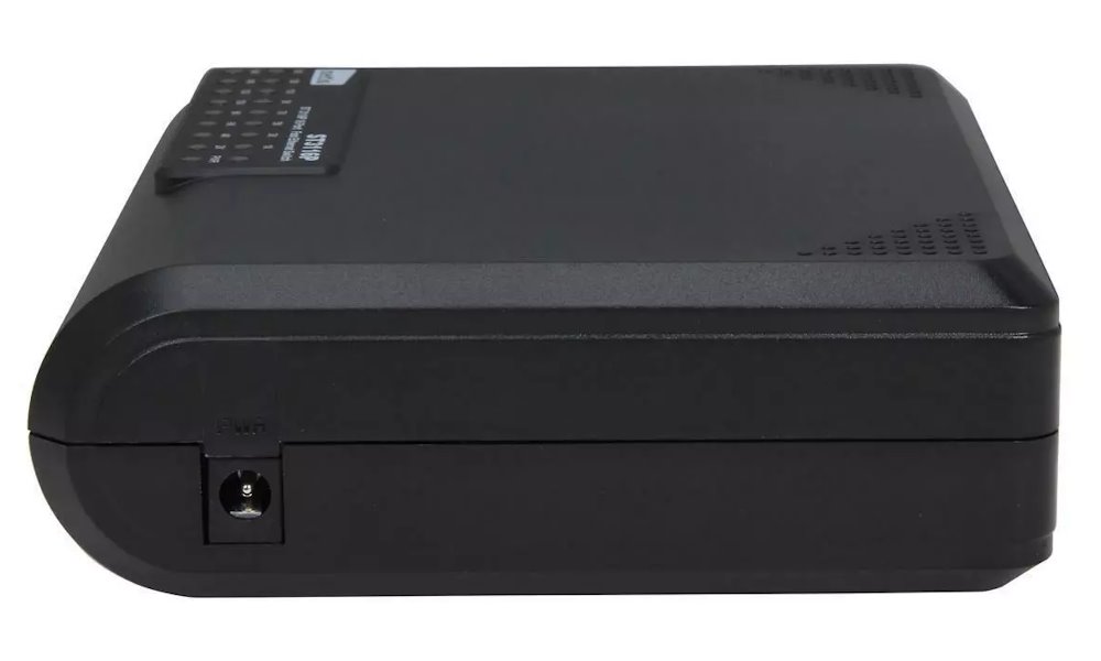 STONET by Netis ST-3116P  Switch 16x 10/100, plastový, GREEN, na stěnu/stůl