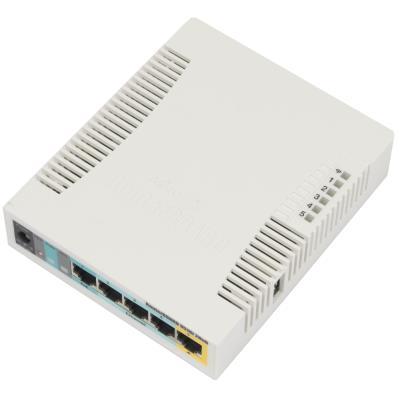 MikroTik RouterBOARD RB951Ui-2HnD 128 MB RAM/ 600 MHz/ 5x LAN/ 1x USB/ MIMO (2x2)/ 2.4Ghz 802b/g/n/, 1x PoE, vč L4