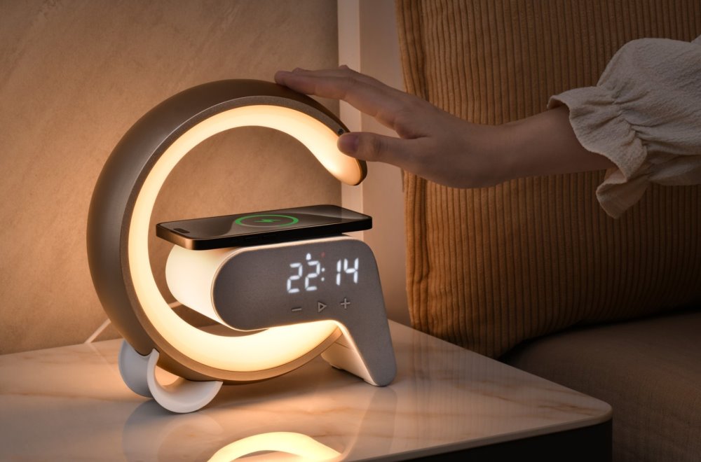 IMMAX LED relaxační lampička FLAMINGO/ Qi nabíjení/ budík/ RGB/ 300lm/ USB výstup/ BT 5.1/ zlatá