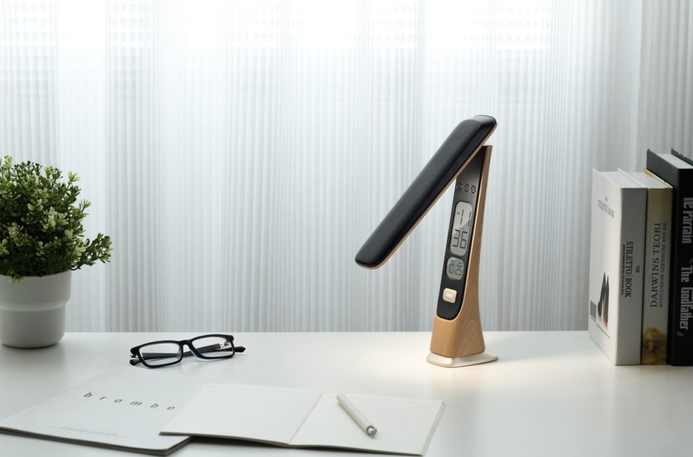 IMMAX LED stolní lampička WOOD s vestavěnou baterií/ CCT/ 5W/ 200lm/ stmívatelná/ imitace dřeva