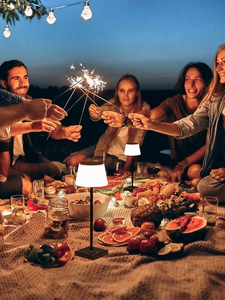 IMMAX venkovní solární LED stolní lampička BONITO/ 4W/ 200lm/ CCT/ 5000K/ stmívatelná/ IP44/ černá