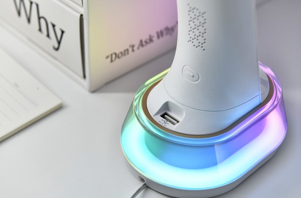 IMMAX LED stolní lampička CORELLA/ Qi nabíjení/ 7W/ 5V/2,1 A/ RGB podsvícení/ stmívatelná/ USB/ bílá + zlaté prvky