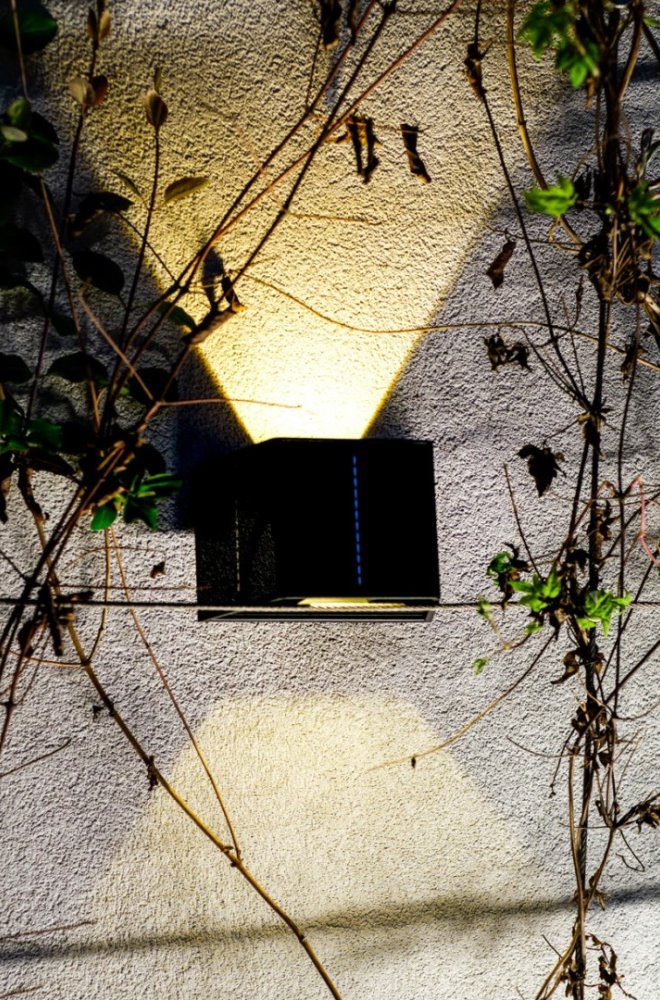 IMMAX WALL-3 venkovní solární nástěnné LED osvětlení se světelným čidlem, 2W