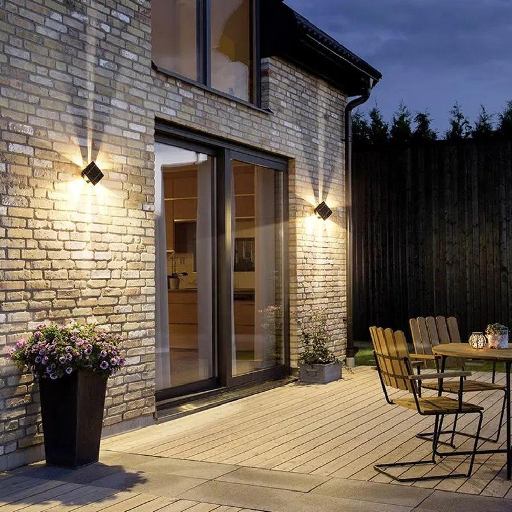 IMMAX WALL venkovní solární nástěnné LED osvětlení se světelným čidlem, 2W