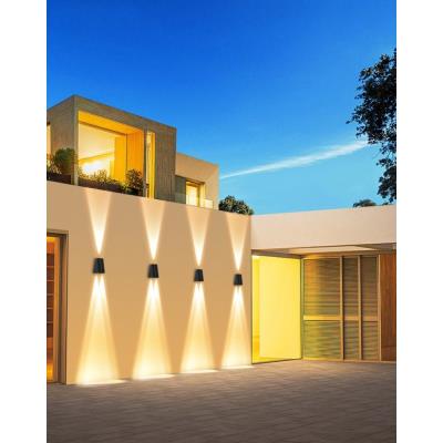 IMMAX WALL-4 venkovní solární nástěnné LED osvětlení se světelným čidlem, 2W