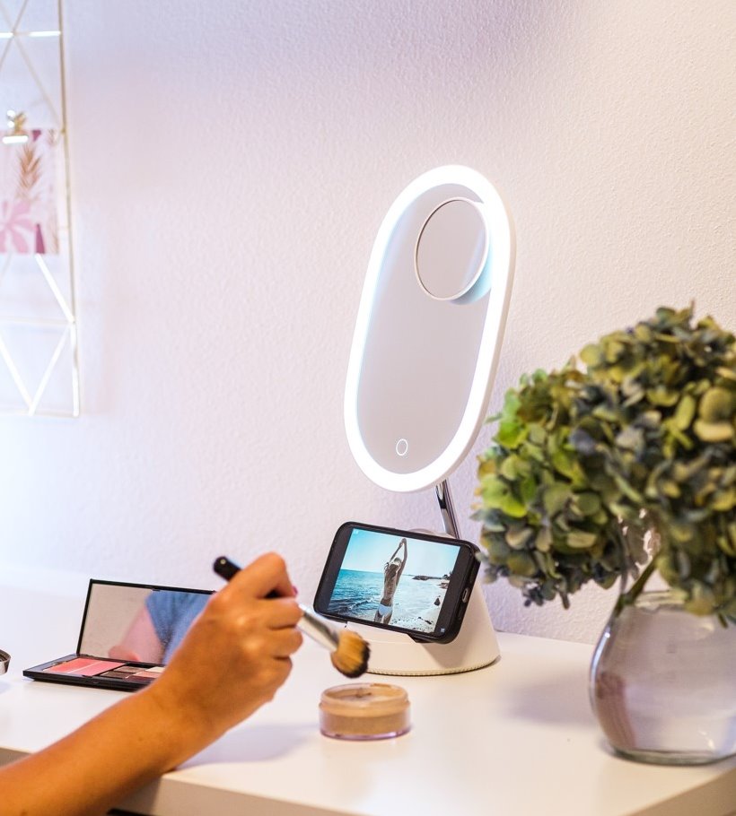 IMMAX LED kosmetické zrcátko FACE 3v1/ stojánek s Qi nabíjením/ 18W/ 70lm/ DC 12V/1,5A/ bílé