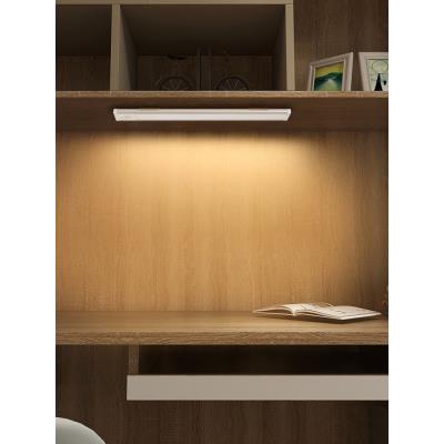 IMMAX LED interierové světlo CABINET-4/ 1,5W/ 85lm/ 4000K/ 300 x 40 x 9mm/ micro USB/ PIR senzor