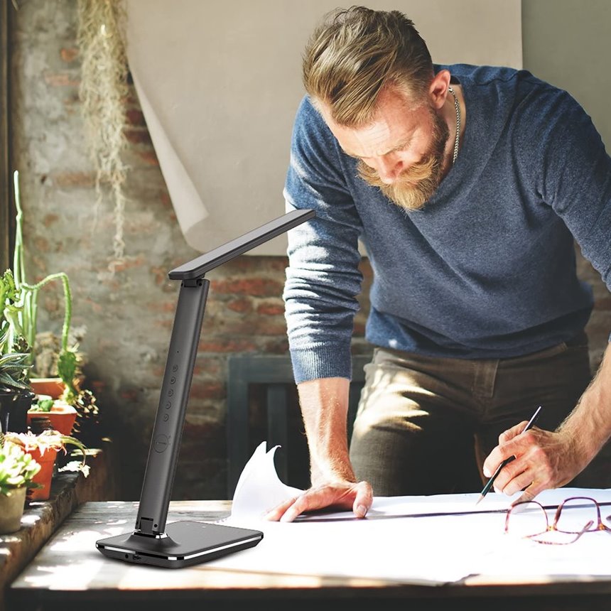 IMMAX LED stolní lampička Kingfisher/ Qi nabíjení/ 8,5W/ 400lm/ 12V/2,5A/ 3 barvy světla/ sklápěcí rameno/ černá