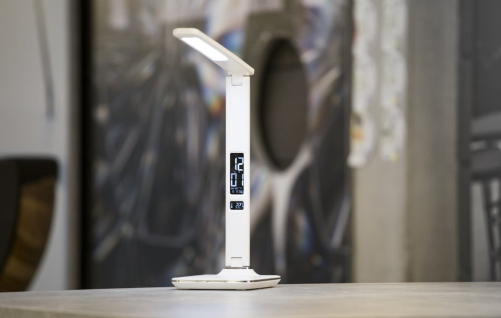 IMMAX LED stolní lampička Kingfisher/ 9W/ 450lm/ 12V/1A/ 3 různé barvy světla/ sklápěcí rameno/ USB/ bílá