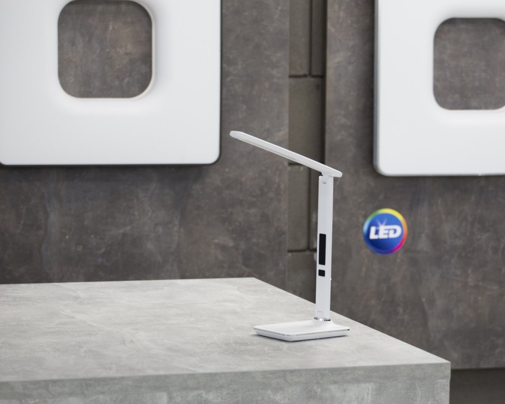 IMMAX LED stolní lampička Kingfisher/ 9W/ 450lm/ 12V/1A/ 3 různé barvy světla/ sklápěcí rameno/ USB/ bílá