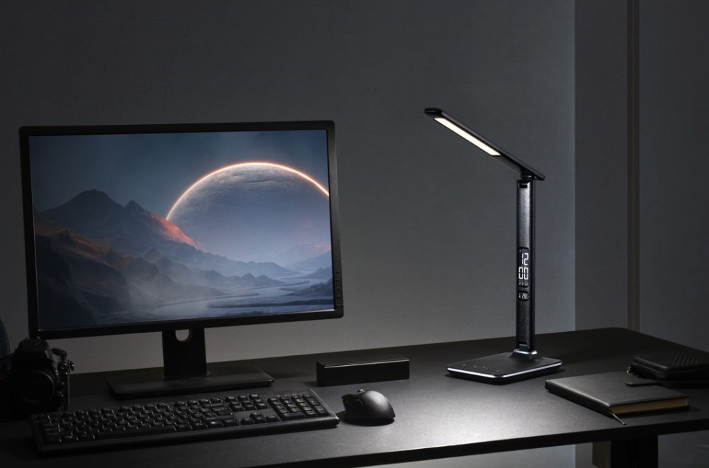 IMMAX LED stolní lampička Kingfisher/ 9W/ 450lm/ 12V/1A/ 3 různé barvy světla/ sklápěcí rameno/ USB/ černá