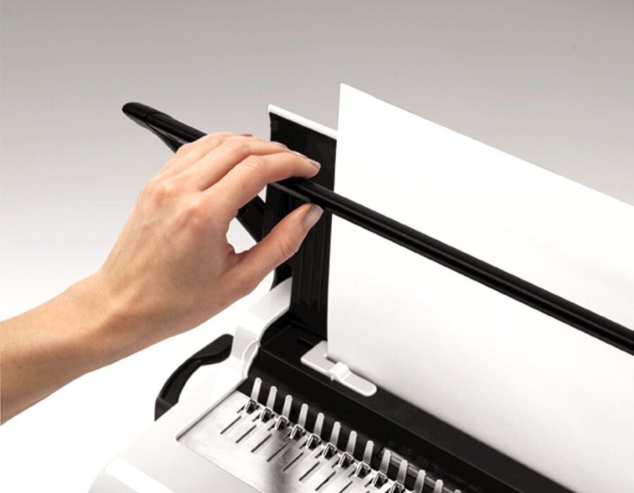 FELLOWES vazač STAR+/ pracovní šířka 300 mm/ děrovací kapacita 15 listů/ A4/ maximální rozměr hřbetu 19 mm