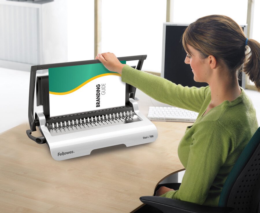 FELLOWES vazač STAR+/ pracovní šířka 300 mm/ děrovací kapacita 15 listů/ A4/ maximální rozměr hřbetu 19 mm