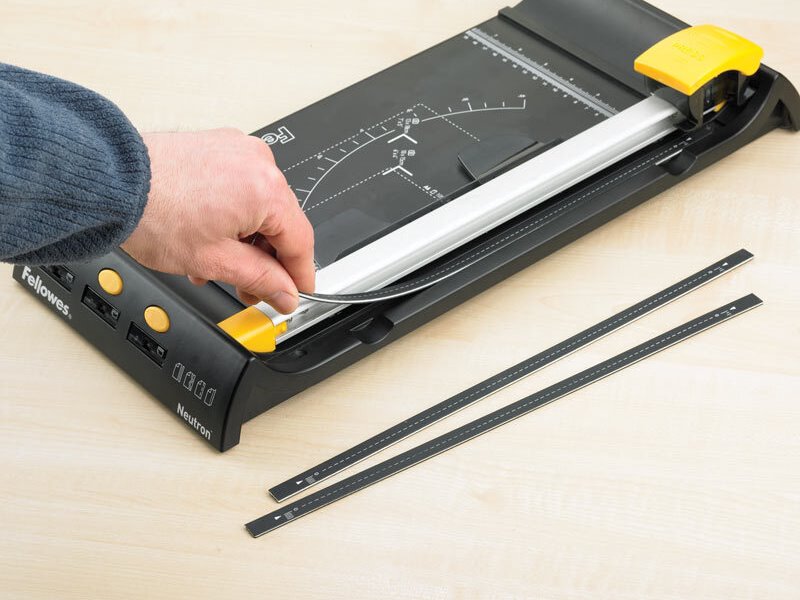 FELLOWES gumový pásek A3 pro řezačku Electron, Proton/ 3 pack