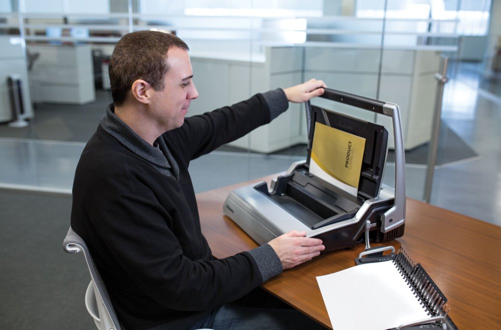 FELLOWES vazač GALAXY 500/ pracovní šířka 300 mm/ děrovací kapacita 28 listů/ A5/ maximální rozměr hřbetu 50 mm