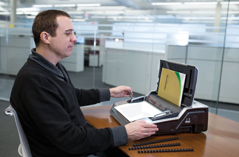 FELLOWES vazač GALAXY - E500/ pracovní šířka 300 mm/ děrovací kapacita 28 listů/ A5/ maximální rozměr hřbetu 50 mm