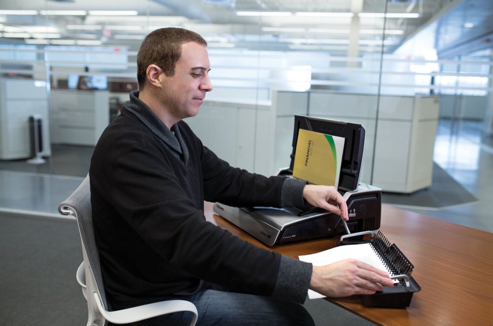 FELLOWES vazač GALAXY - E500/ pracovní šířka 300 mm/ děrovací kapacita 28 listů/ A5/ maximální rozměr hřbetu 50 mm