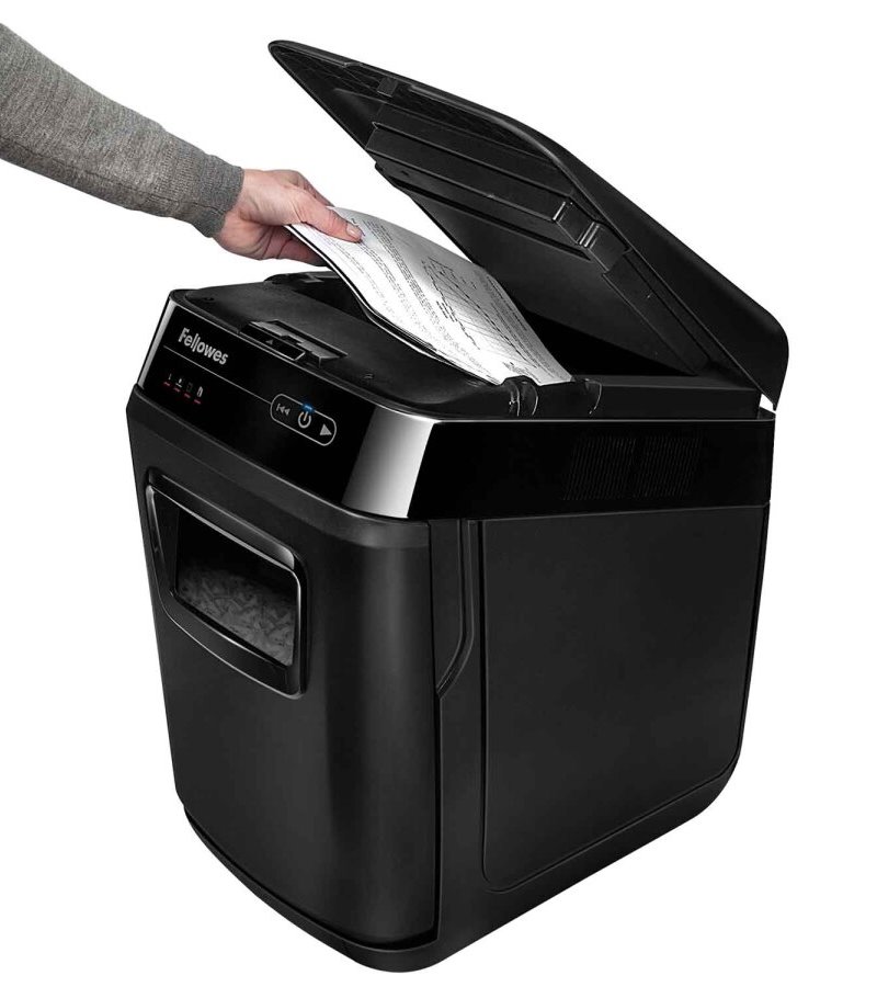 FELLOWES skartovač AutoMax 150 C/ křížový řez 4x38 mm/ objem koše 32 l/ stupeň utajení P-4 (důvěrné)/ černý