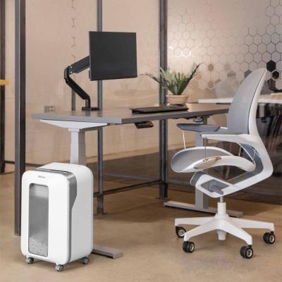 FELLOWES skartovač LX 201/ křížový řez 2x12mm/ objem koše 22 l/ stupeň utajení P-5 (tajné)/ bílý