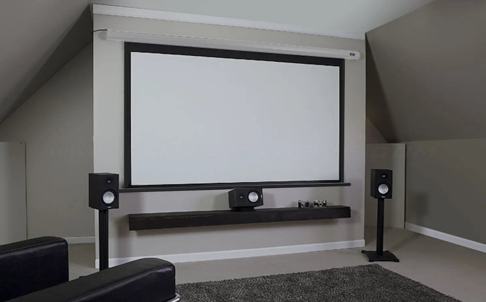 ELITE SCREENS plátno elektrické motorové 99" (251,5cm)/ 1:1/ 177,8×177,8cm/ gain 1.1/ case bílý