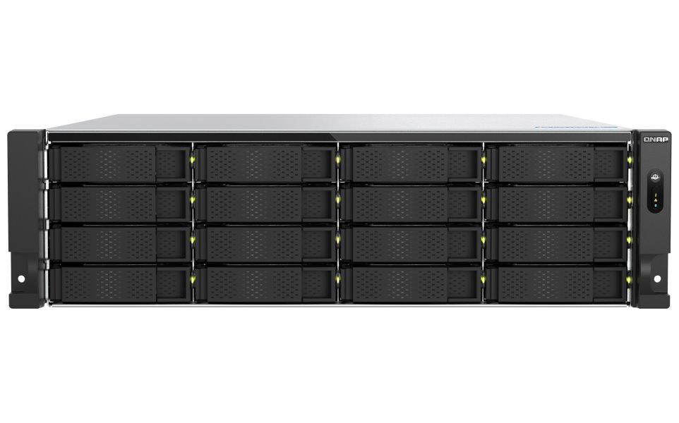 QNAP TS-h1677AXU-RP-R7-32G   16x SATA, 32GB RAM, 2x 2,5GbE, 2x 10GbE