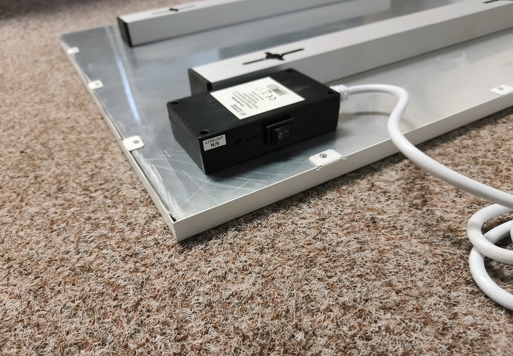 Xtend Home topný infra panel, bezrámový, 420W, 230V, bílý, Wi-Fi, Tuya