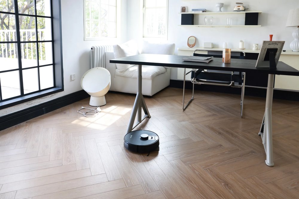 EZVIZ robotický vysavač RE4 Plus černý