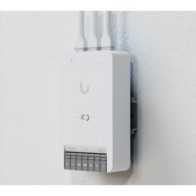 Ubiquiti UniFi Access Door Hub Mini - Rozbočovač, 2x PoE Out, 1x výstup 12V nebo Dry, 2x vstup senzor/tlačítko, 1x PoE++