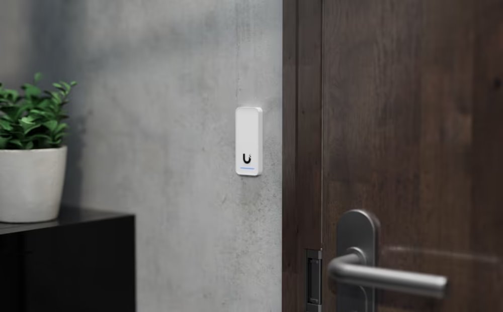 Ubiquiti UniFi Access G3 Reader W - Přístupová NFC čtečka, krytí IP55, PoE, bílá