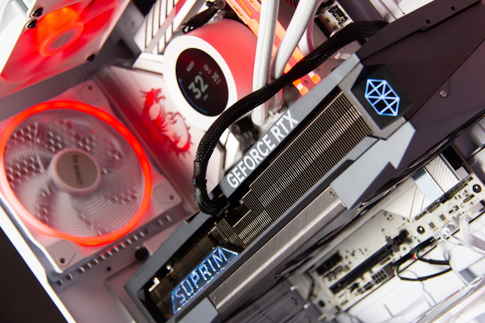 HAL3000 Herní sestava MČR 2025 / Intel Core Ultra 9 285K/ 64GB DDR5/ RTX 5080/ 4TB PCIe4 SSD/ WiFi/ W11