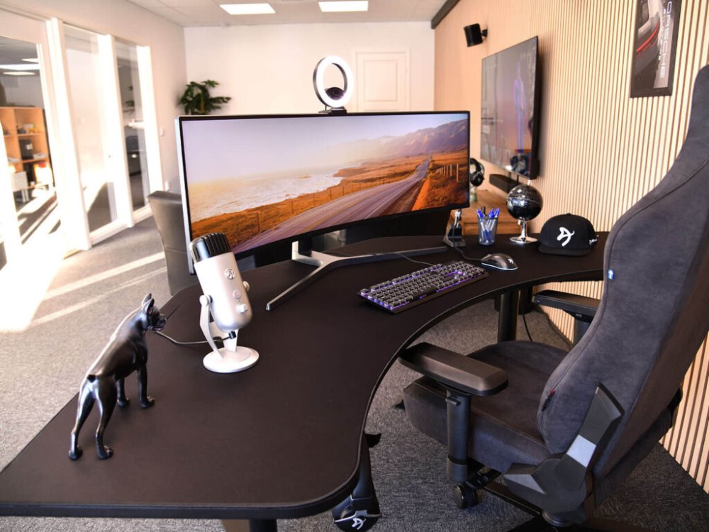 AROZZI ARENA Angelo DeskPad Pure Black/ ochranná podložka pro stůl Arena Angelo