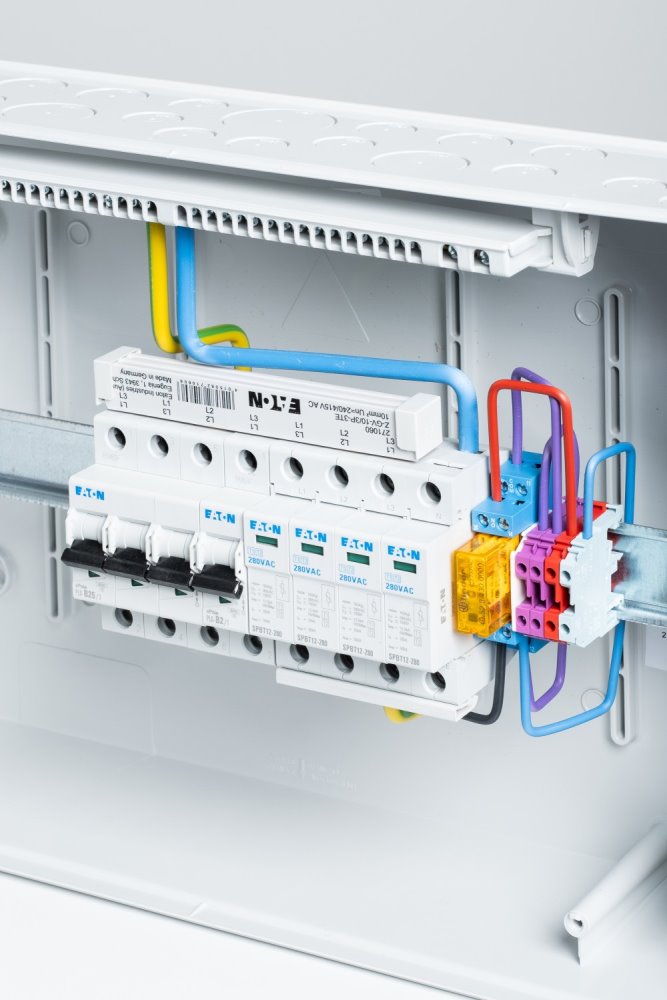Solarmi AC25N0 osazený rozvaděč pro fotovoltaiku, jističe, chránič, N0, 3f, 25A
