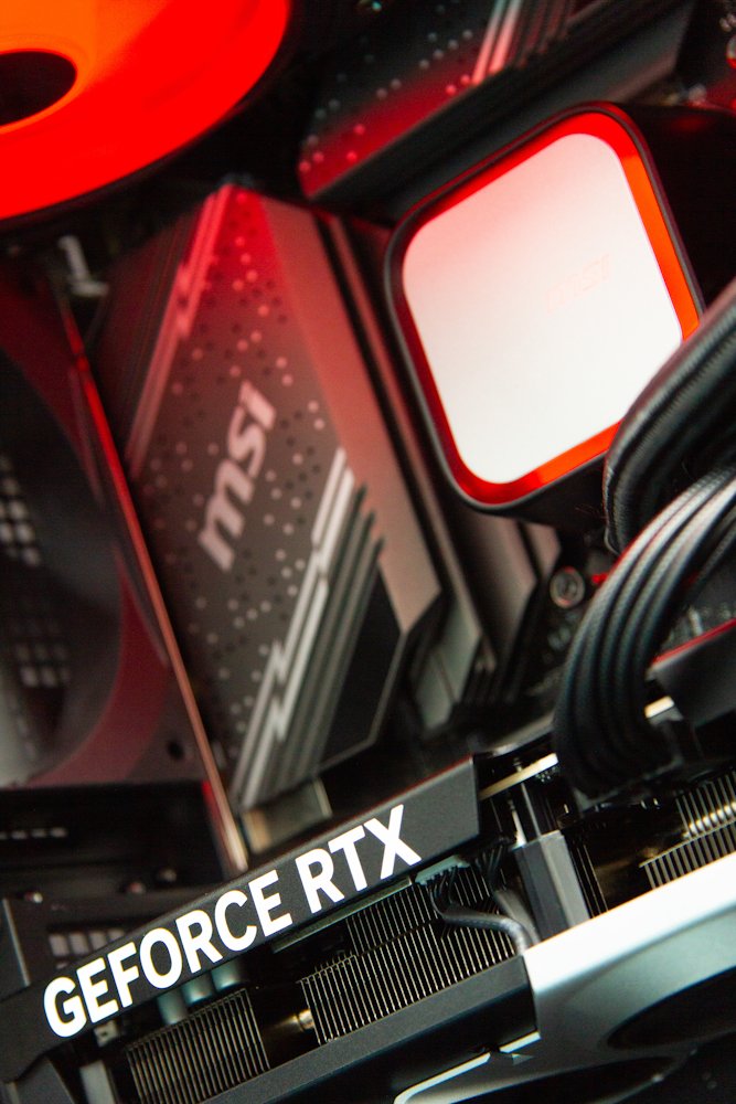 HAL3000 Master Gamer Elite Ti / Intel i7-14700F/ 32GB DDR5/ RTX 5070 Ti/ 2TB PCIe4 SSD/ WiFi/ W11