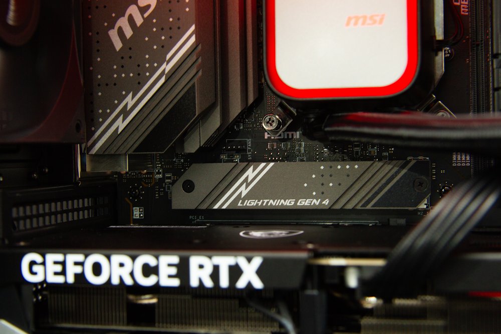 HAL3000 Master Gamer Elite Ti / Intel i7-14700F/ 32GB DDR5/ RTX 5070 Ti/ 2TB PCIe4 SSD/ WiFi/ W11