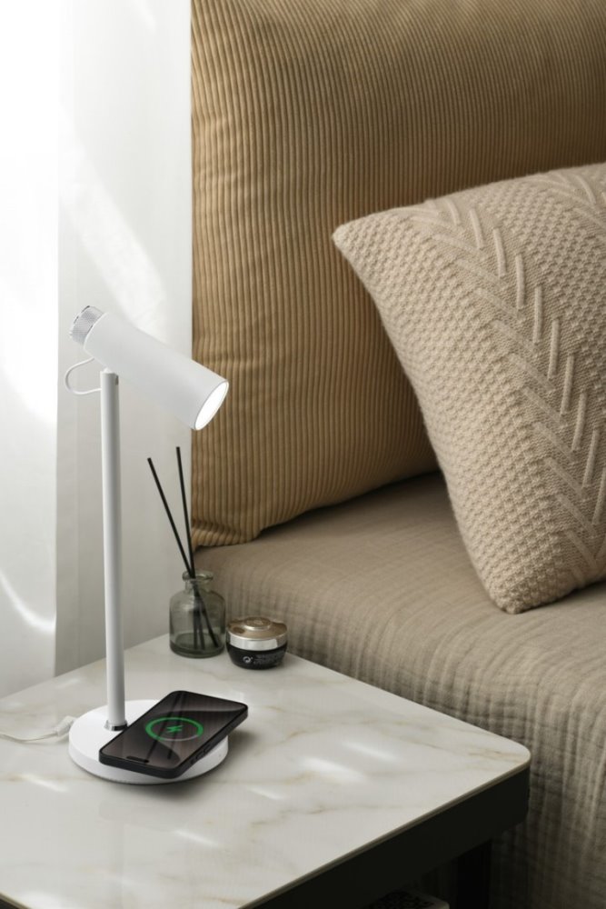 IMMAX LED stolní lampička TIT/ Qi nabíjení/ 12W/ DC12V/1A/ 100-240 VAC/ 150lm/ bílá se stříbrnými prvky