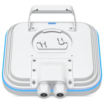 Ubiquiti UniFi E7 Campus - Enterprise Wi-Fi 7 AP, 2.4/5GHz, až 17.9Gbps, 1x 10GbE, 1x GbE, IPX6, PoE++ (bez PoE inj.)