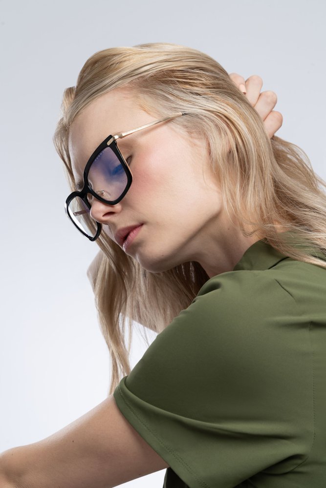 GUNNAR kancelářske/herní brýle  KAIA ONYX čirá skla BLF 35 GUNNAR focus