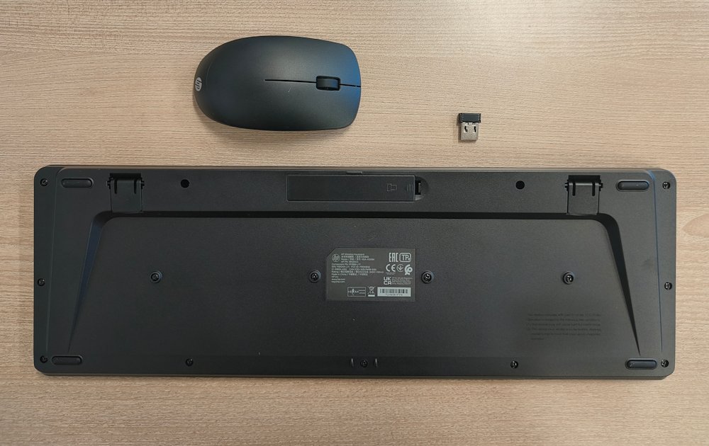 HP 230 bezdrátový set CZ/SK