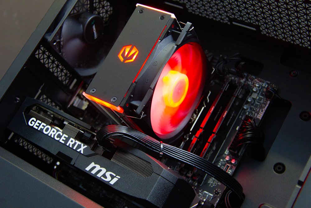 HAL3000 MČR Finale Pro / AMD Ryzen 5 7600/ 32GB DDR5/ RTX 5070/ 1TB PCIe SSD/ WiFi/ W11