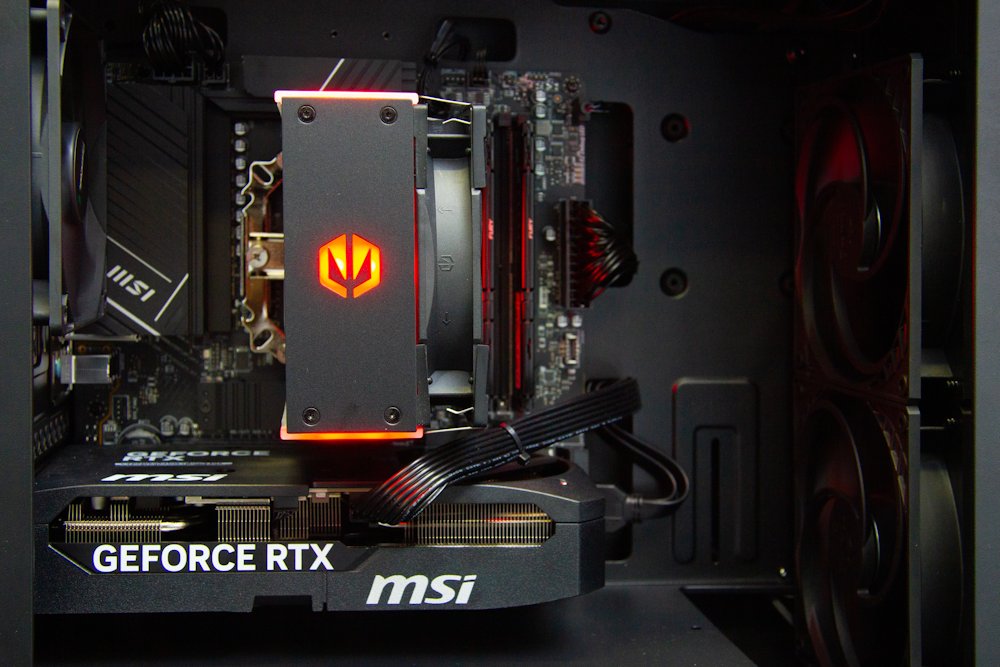 HAL3000 MČR Finale Pro / AMD Ryzen 5 7600/ 32GB DDR5/ RTX 5070/ 1TB PCIe SSD/ WiFi/ W11