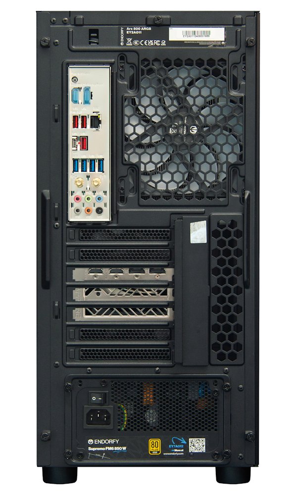 HAL3000 Alfa Gamer Pro XT / AMD Ryzen 7 7800X3D/ 32GB DDR5/ RX 9070 XT/ 2TB PCIe4 SSD/ WiFi/ W11