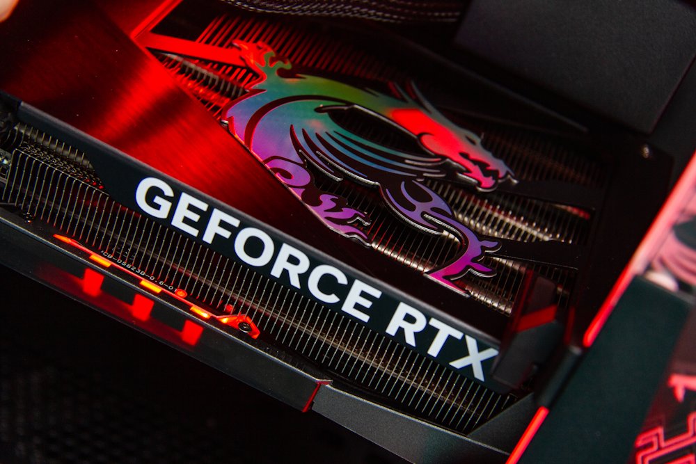 HAL3000 Master Gamer Elite Ti / Intel Core Ultra 7 265F/ 32GB DDR5/ RTX 5070 Ti/ 2TB PCIe4 SSD/ WiFi/ W11